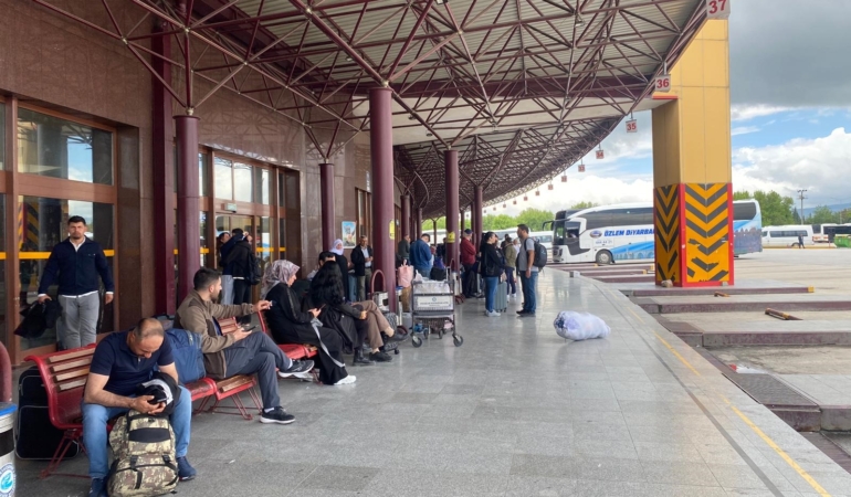 Bayram yolculuğu başladı, bilet fiyatları geçen yılla aynı kaldı
