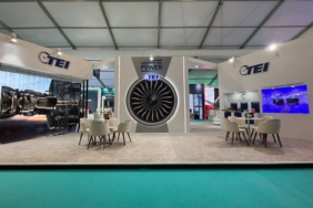 AW750568_01