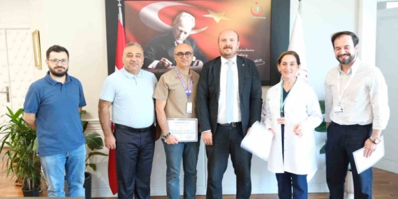 Bursa Şehir Hastanesi’nde anne karnında hayat kurtaran müdahale