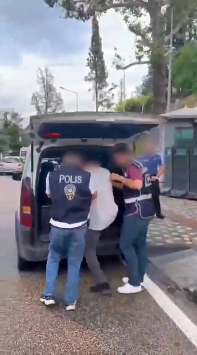 Bursa’da kesinleşmiş hapis cezasıyla aranan 7 kişi yakalandı