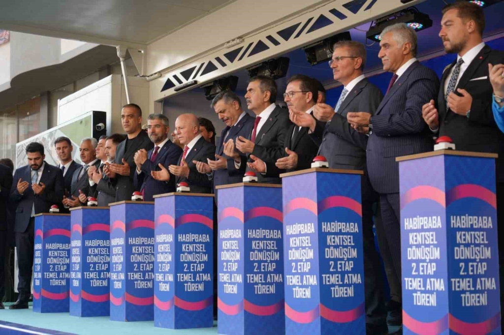 Habipbaba’da ikinci etap başladı, Alipaşa konutları sahiplerine teslim edildi