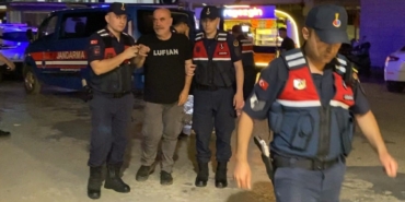 Adli kontrolle serbest kalan ünlü yönetmen Ezel Akay: "Mahkeme sonunda her şeyi öğreneceksiniz"