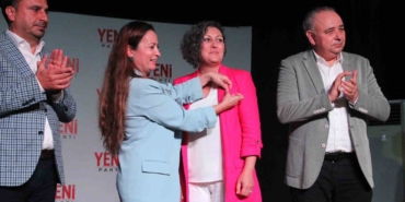 Manisa’da 15 CHP’li belediye başkanı YENİ Parti’ye katıldı