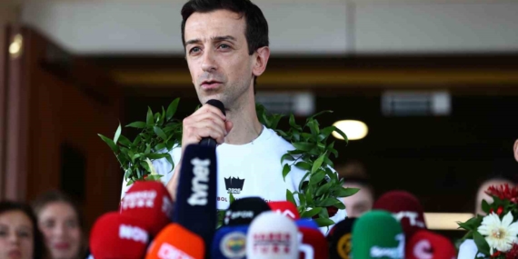 Milletler Ligi şampiyonu A Milli Kadın Voleybol Takımı, Türkiye’ye döndü