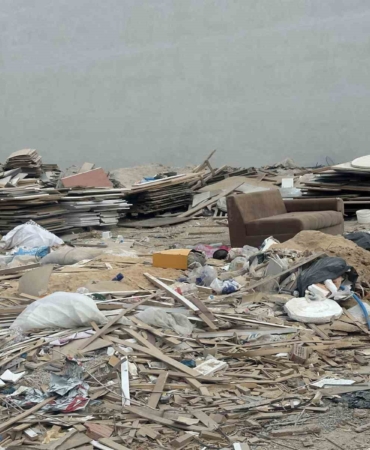 Baksan Sanayi Sitesi’nde biriken atıklar çevrede büyük rahatsızlık oluşturuyor