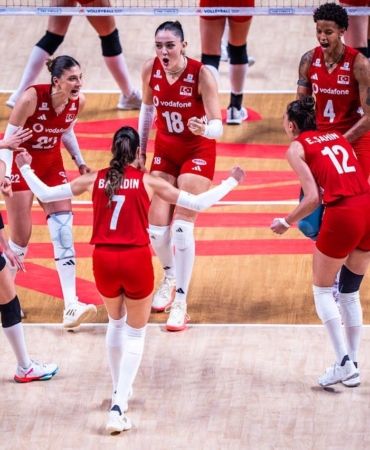 A Milli Kadın Voleybol Takımı, Milletler Ligi’nde finale yükseldi