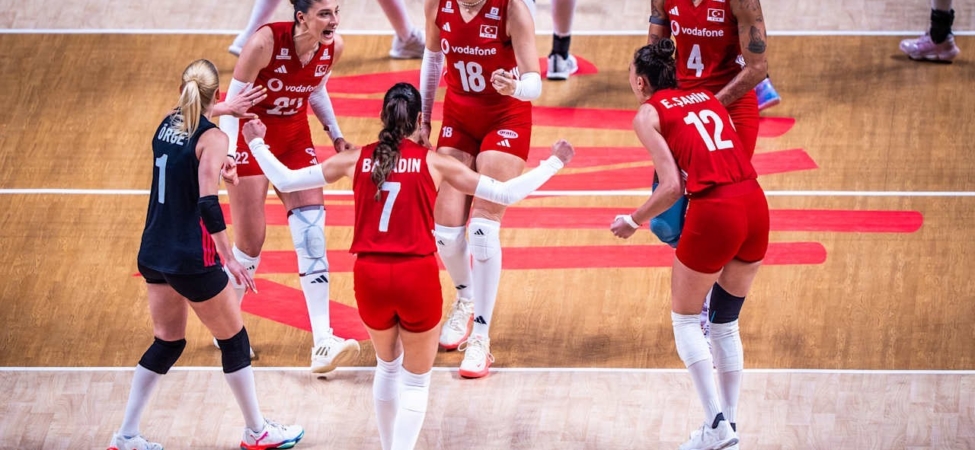 A Milli Kadın Voleybol Takımı, Milletler Ligi’nde finale yükseldi