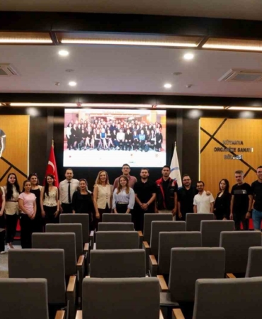 Kütahya OSB Akademi’de "Beden Dili ve Mikro Mimik" eğitimi düzenlendi