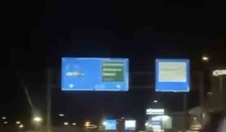Bursa’da lüks otomobil kazaya karıştı, sürücü kaçtı