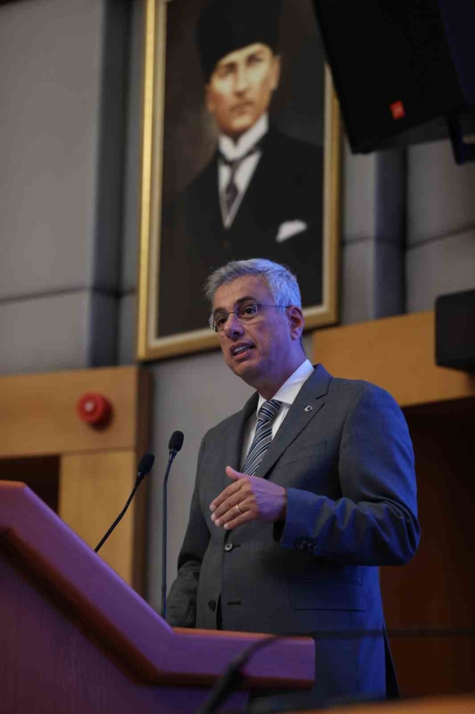 Bakan Memişoğlu: "Sağlık sektörünün Türkiye’nin gelir kapılarından bir tanesi olmasını hedefliyoruz"