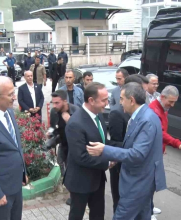 Milli Eğitim Bakanı Tekin Bursa’da Büyük Erzurum Yayla Şenliği’ne katıldı