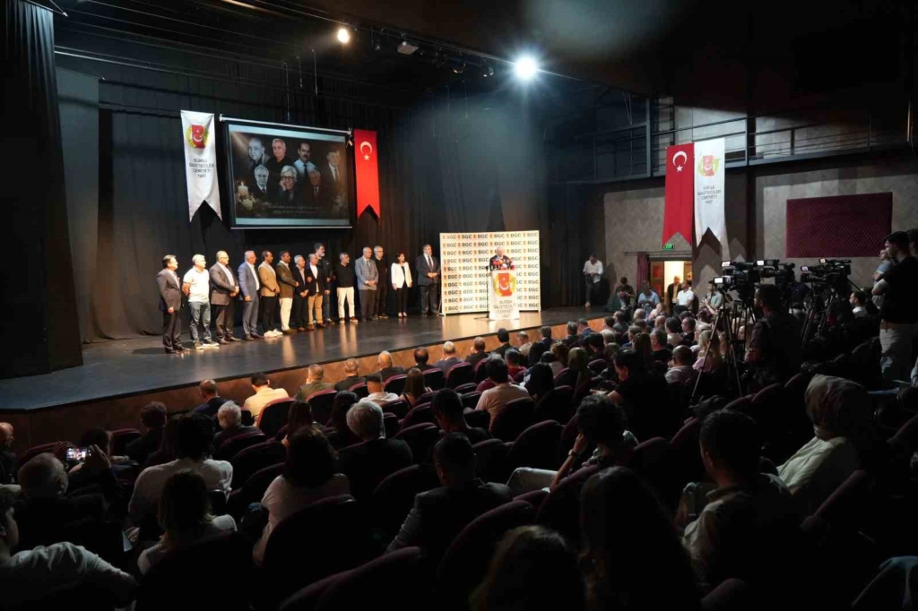 İHA muhabirlerine iki ödül