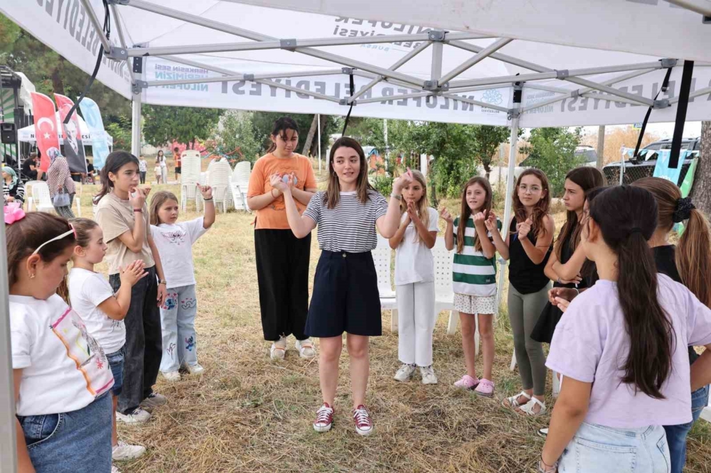 Nilüfer’in çocukları sanatla buluştu