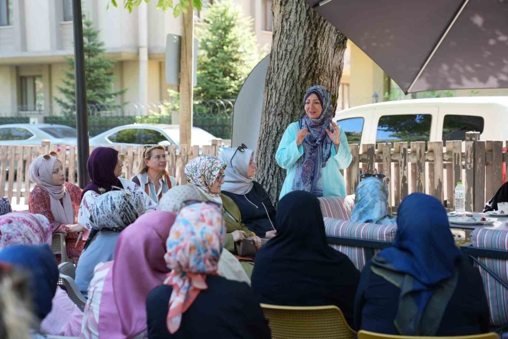 Ünlü televizyon programcısı İkbal Gürpınar Düzce’de