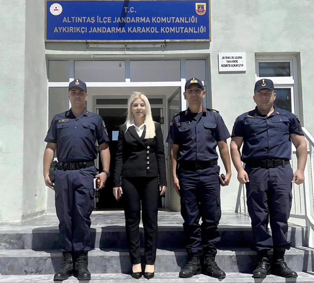 Altıntaş Kaymakamı Yıldırım’dan jandarma birimlerine ziyaret