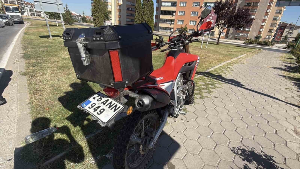 Otomobil ile motosiklet çarpıştı: 1 yaralı
