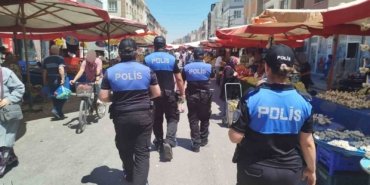 Eskişehir’de polis vatandaşları hırsızlık ve dolandırıcılık olaylarına karşı bilgilendirdi