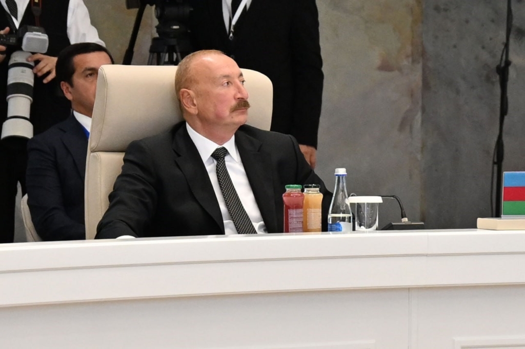 Orta Asya ülkelerinin Cumhurbaşkanları ile Aliyev, Kırgızistan’da bir araya geldi