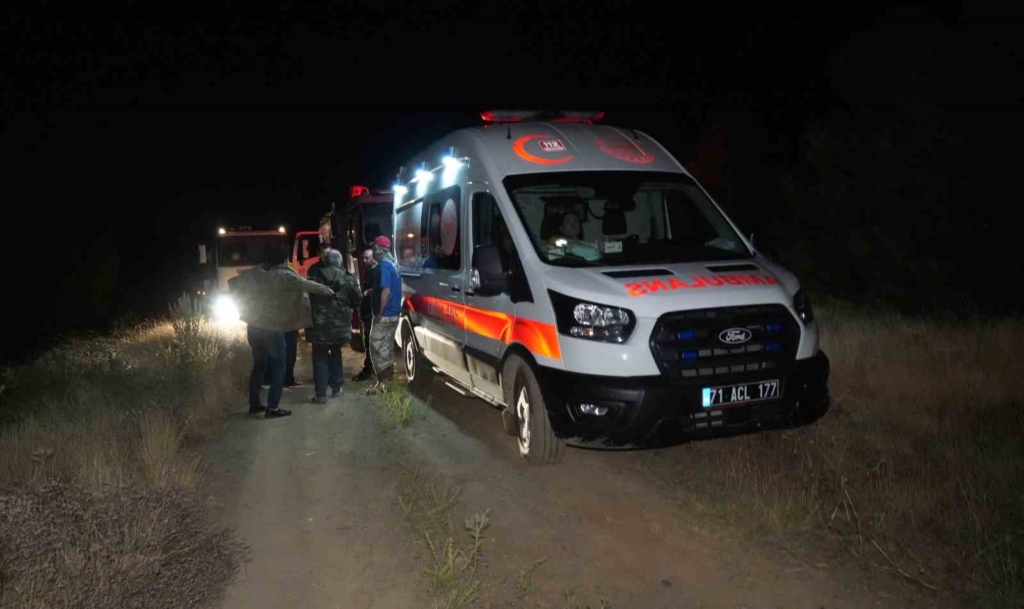 Bir kuş çam ormanlarını alevlerin eşiğine getirdi: Yangın büyümeden söndürüldü