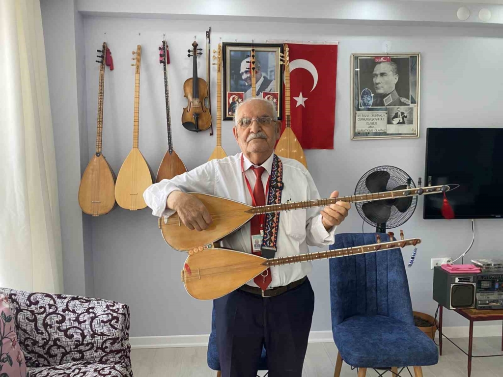 Eskişehir’in yaşayan kültürel hafızalarından halk ozanı Arif Çayır