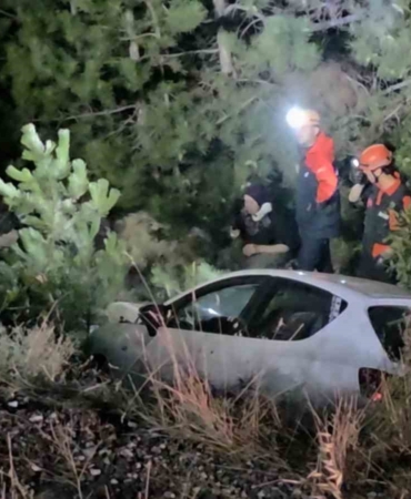 Kütahya’da otomobil ile motosiklet çarpışarak şarampole yuvarlandı: 5 yaralı
