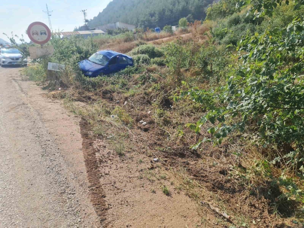 Bilecik’te otomobil takla attı: 1 yaralı