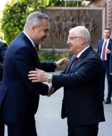 Bakan Fidan, Milli Savunma Bakanı Güler ile görüştü