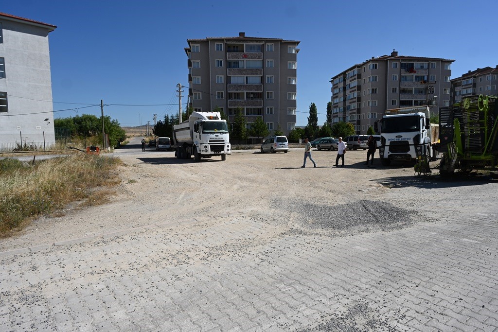 İnönü’de bakım, onarım ve çevre düzenleme çalışmaları