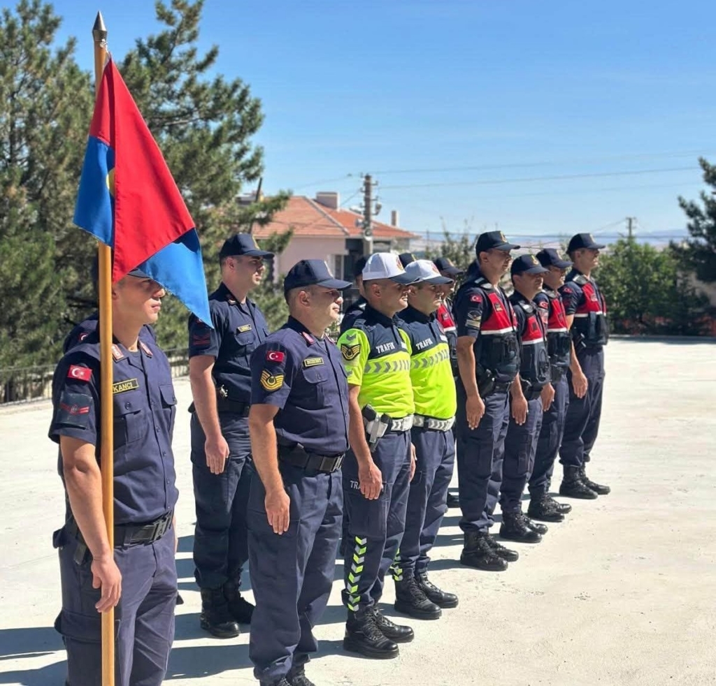 Altıntaş Kaymakamı Yıldırım’dan jandarma birimlerine ziyaret