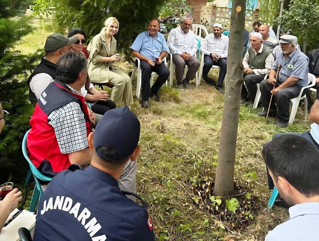 Altıntaş Kaymakamı Yıldırım’dan köy ziyaretleri
