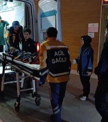 İkinci kattaki pencereden düşen 5 yaşındaki çocuk ağır yaralandı