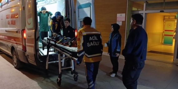İkinci kattaki pencereden düşen 5 yaşındaki çocuk ağır yaralandı