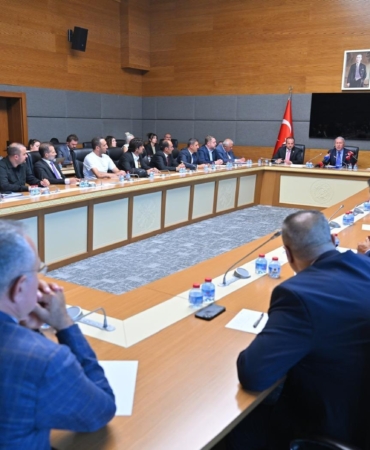 TBMM Milli Savunma Komisyonu Başkanı Akar: "Şehit aileleri ve gazilere yönelik kanun teklifi kısa sürede TBMM’ye sunulacak"