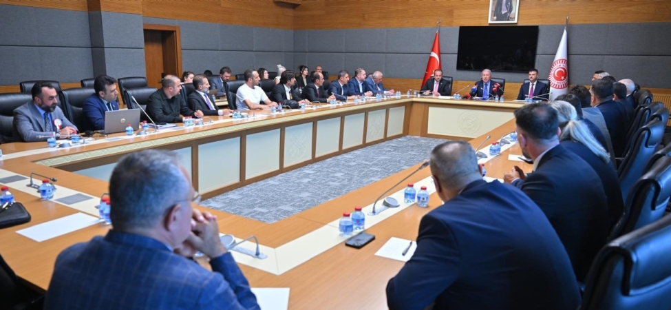 TBMM Milli Savunma Komisyonu Başkanı Akar: "Şehit aileleri ve gazilere yönelik kanun teklifi kısa sürede TBMM’ye sunulacak"
