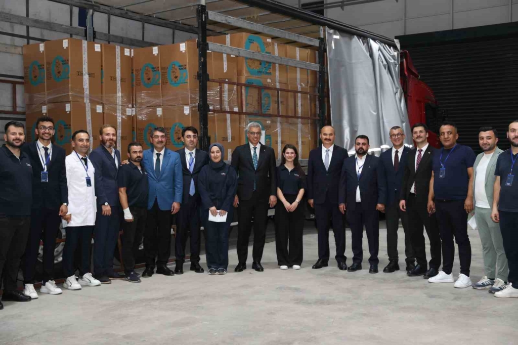 Sağlık Bakanı Memişoğlu, Batman’da yerli ve milli imkanlarla yapılan mekanik vantilatörlerin üretim tesisini ziyaret etti