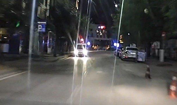 Yasak dinlemeyip ters yöne girdi: O anlar araç içi kamerasına yansıdı
