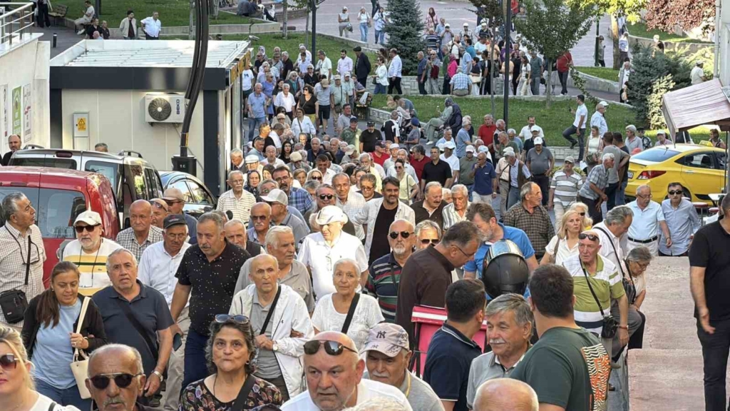 Bolu’da CHP’den toplu istifa: 6 belediye başkanı Yeni Parti’ye katıldı