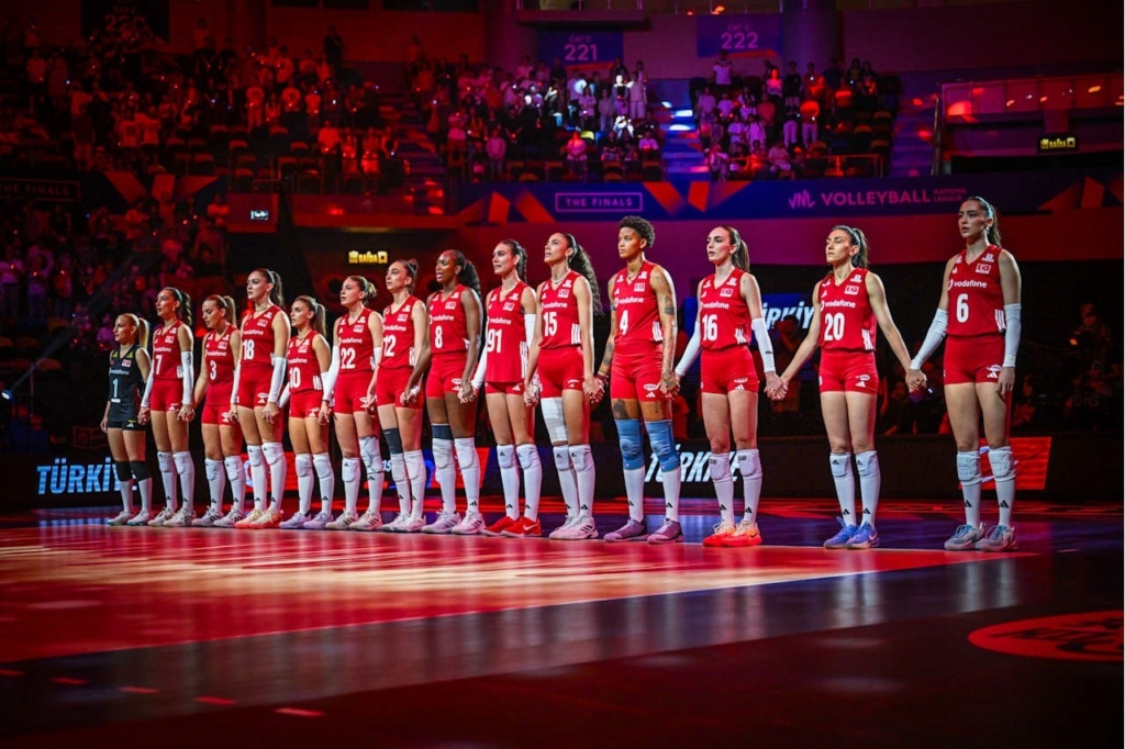 A Milli Kadın Voleybol Takımı, Milletler Ligi’nde finale yükseldi
