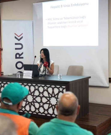 Temizlik işçilerine "Hepatit B" eğitimi