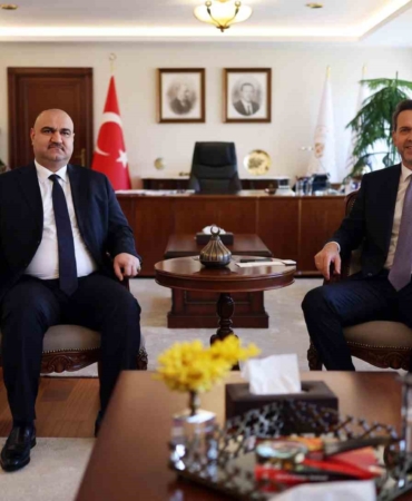 Bakan Bayraktar, Kerkük Valisi Ağa’yı ağırladı