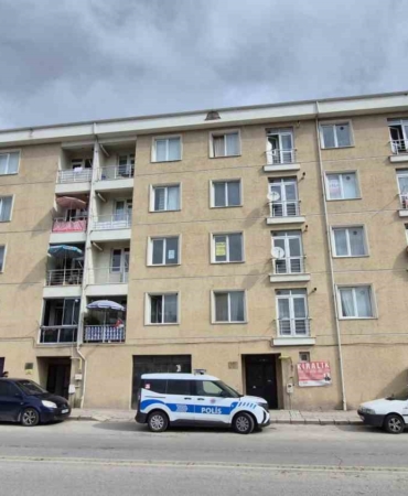 Eskişehir’de 58 yaşındaki adamın cesedini evde annesi buldu