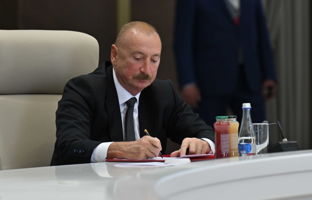 Orta Asya ülkelerinin Cumhurbaşkanları ile Aliyev, Kırgızistan’da bir araya geldi