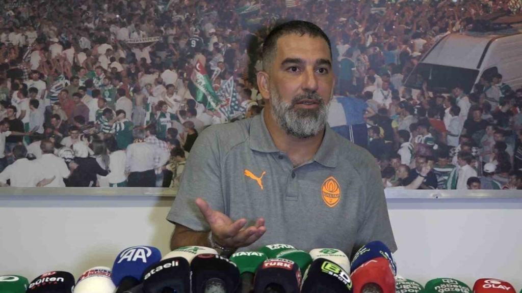 Arda Turan’dan Bursaspor’a ve taraftara övgü