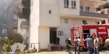 İşçilerin kaldığı evde yangın: 2 kişi dumandan etkilendi