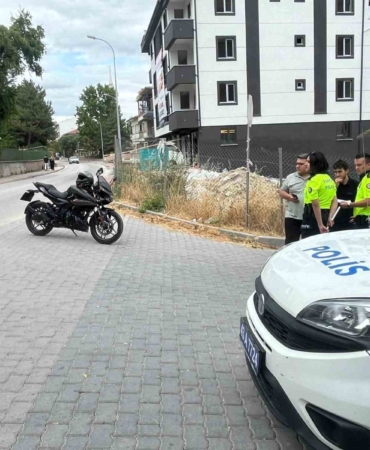 Tavşanlı’da otomobil ile motosiklet çarpıştı: 1 yaralı