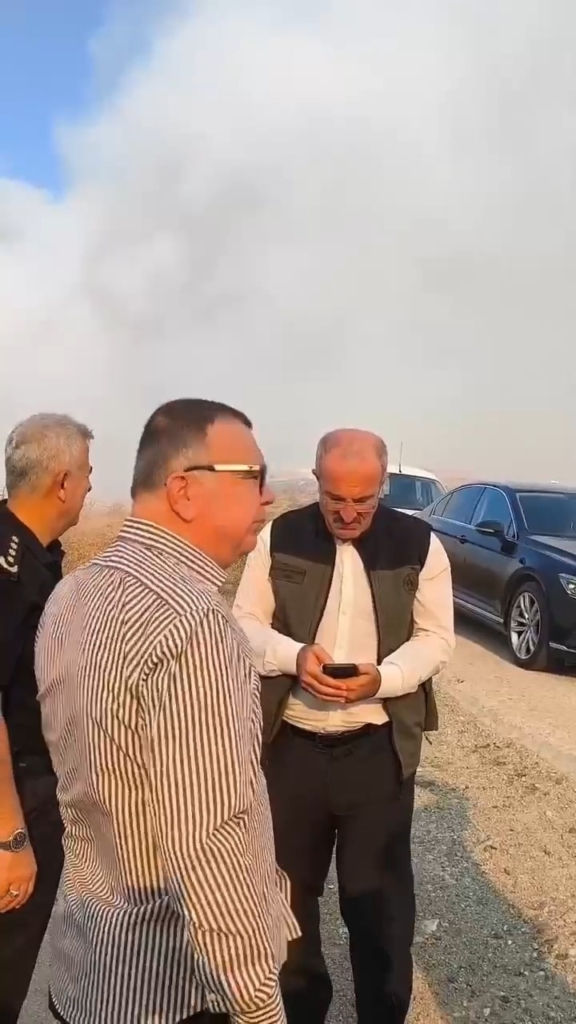 Çanakkale Valisi Toraman yangın bölgesinde
