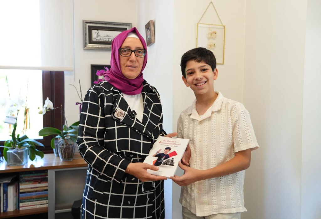 Gazze’nin çocuk elçisi Ramadan Abu Jazar, AK Parti İstanbul İl Başkanlığını ziyaret etti