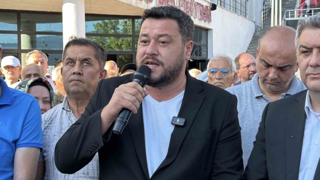 Bolu’da CHP’den toplu istifa: 6 belediye başkanı Yeni Parti’ye katıldı
