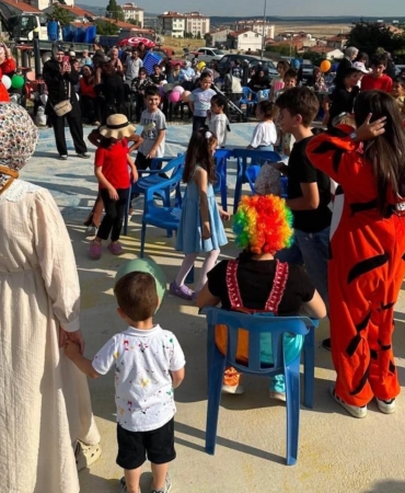 Altıntaş’ta "Çocuk Şenliğine yoğun ilgi