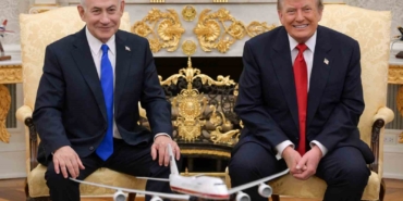 Trump ve Netanyahu, İran’la yapılan savaşın başından beri ilk kez yüz yüze görüştü